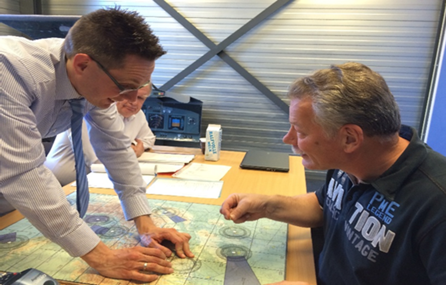 De eerste grote doorbraak kwam met de toevoeging van Air Traffic Control (ATC) simulaties.